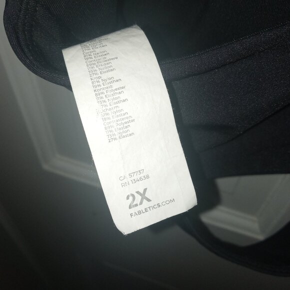 Fabletics No-Bounce High Impact Sports Bra - Picture 4 of 4